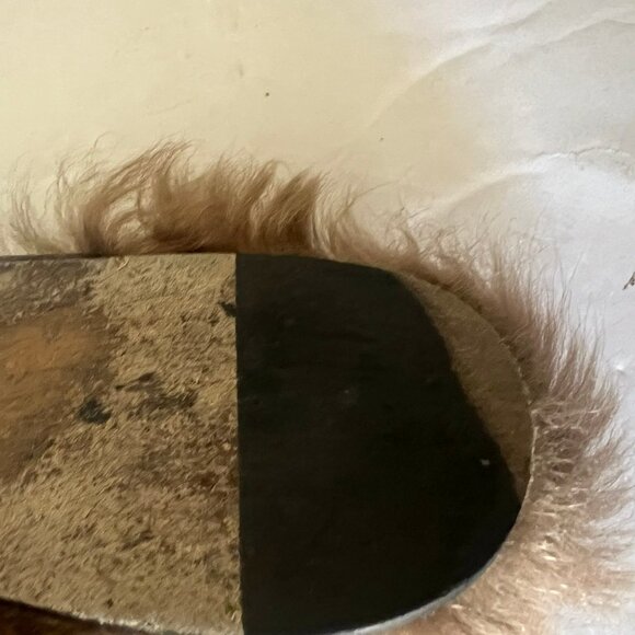 Gucci Black Leather Mules with Gold Detail - Picture 6 of 7